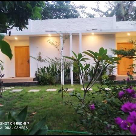 Cemare Cottage Lembar  Esterno foto